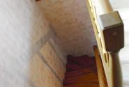 лестница на 2 эт. недорогого дома в деревне Поварня